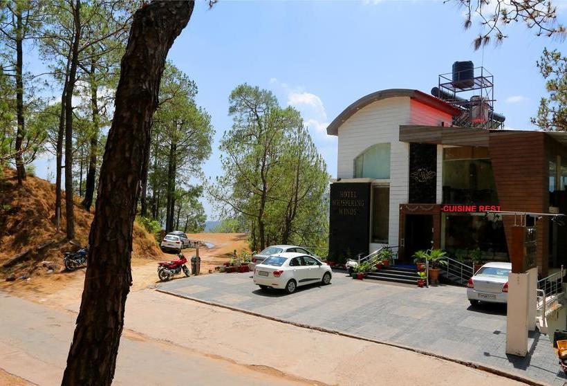 Hotel Whispering Winds 3