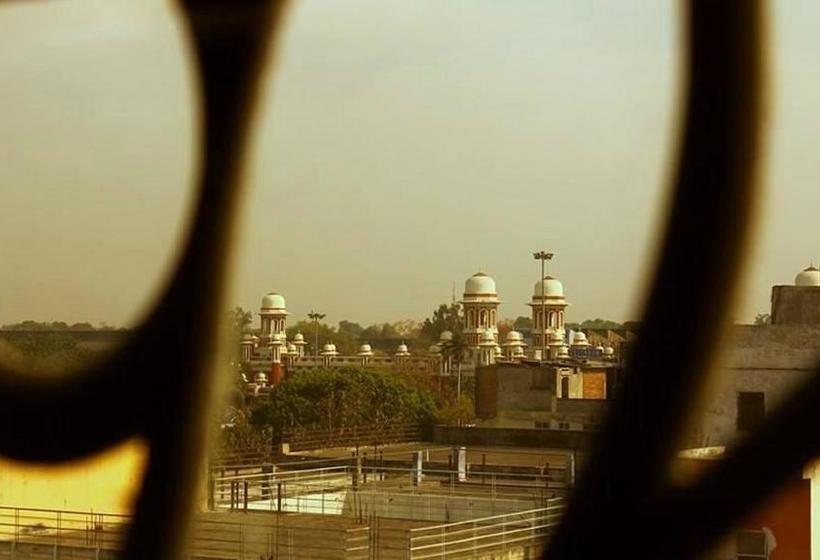 Hotel Ssj International 12