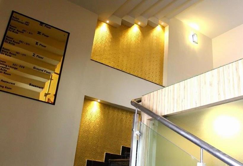 Hotel Ssj International 7