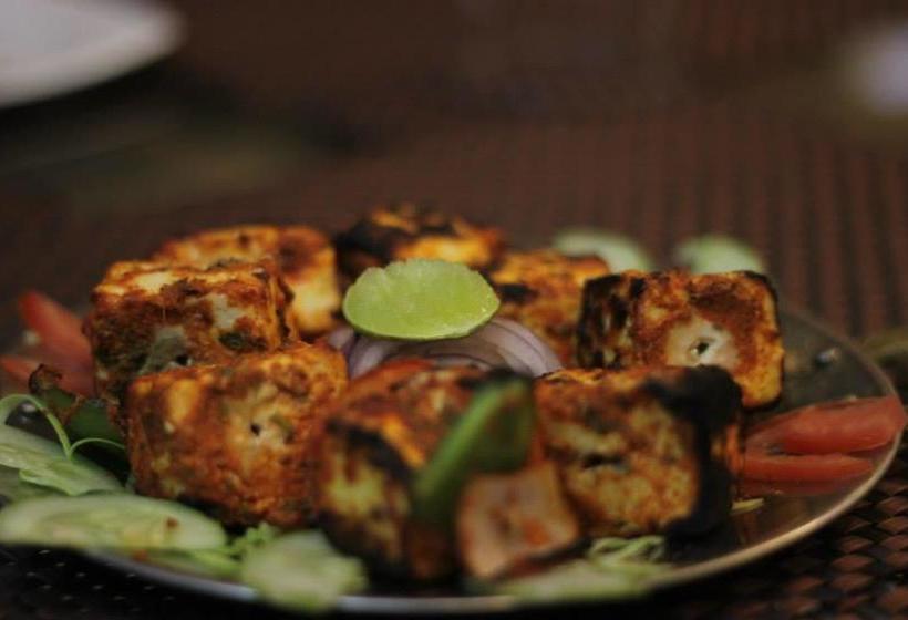 Hotel Chandermukhi Resorts 4