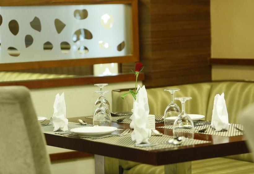 Hotel Moonlit Regency 17