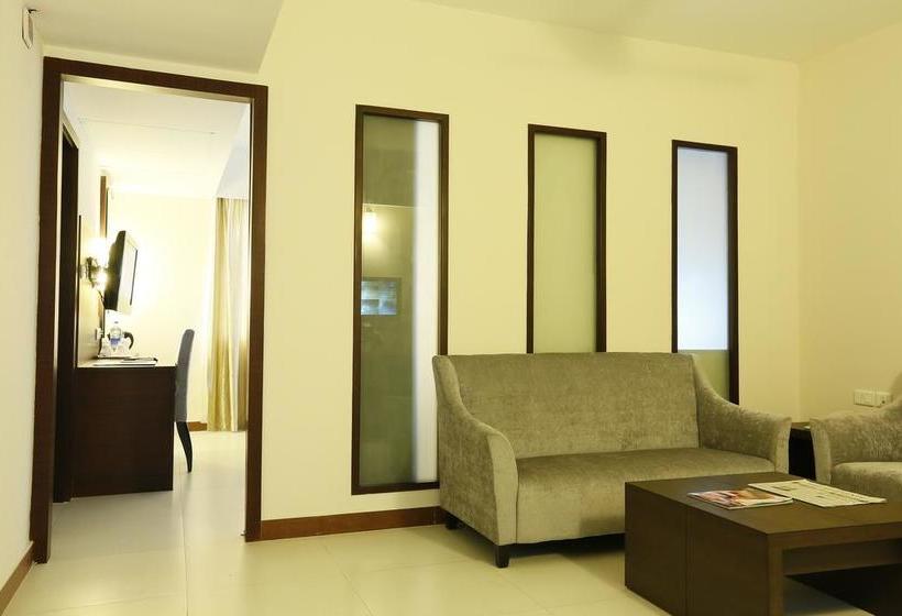 Hotel Moonlit Regency 20