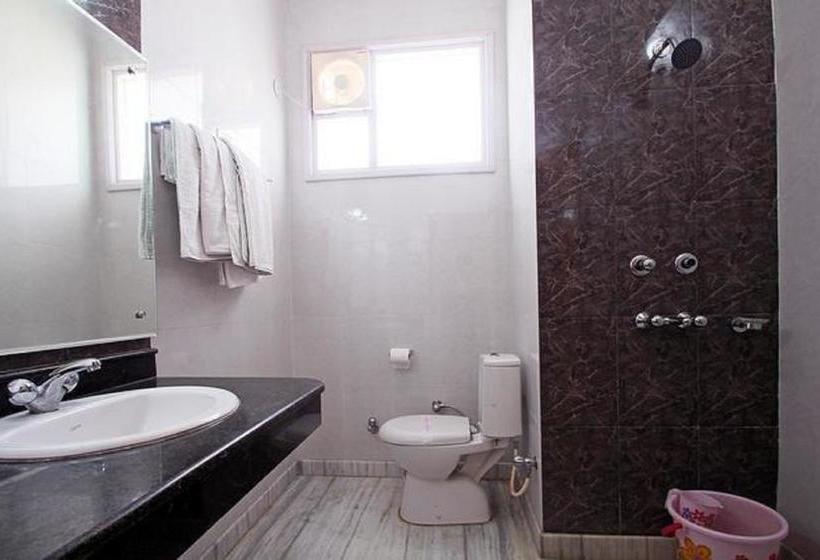 Hotel Jmk International 11