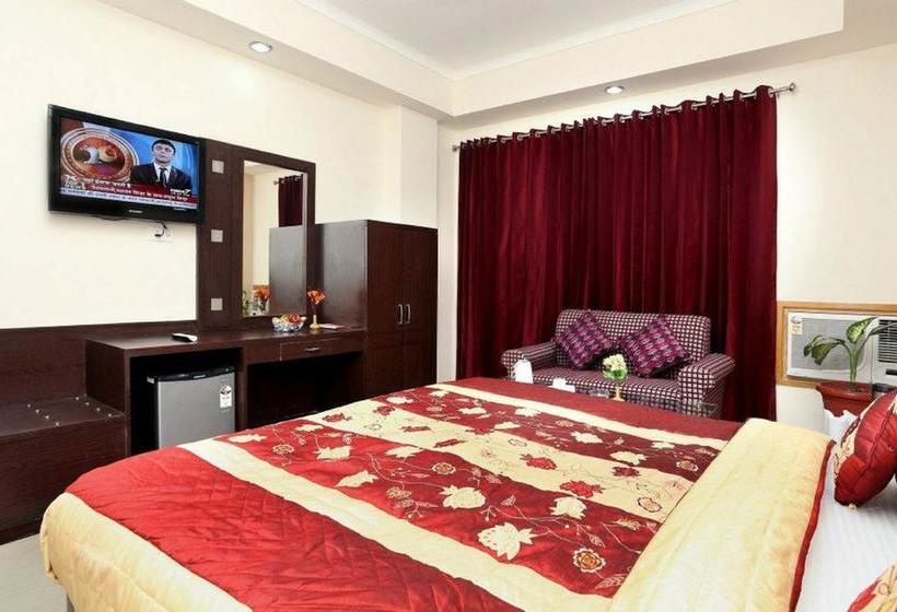 Hotel Jmk International 8