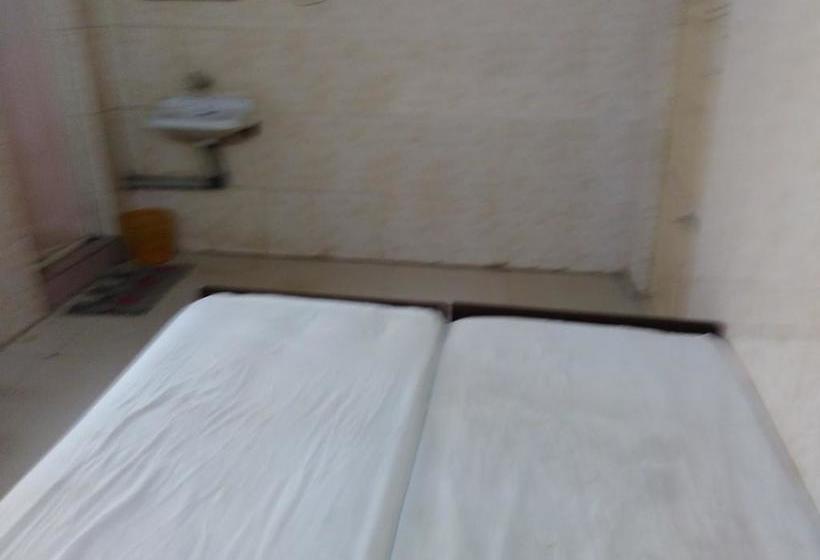 Hotel Ganesh Lodge 19