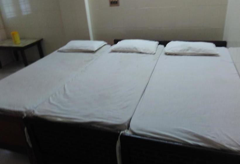 Hotel Ganesh Lodge 20