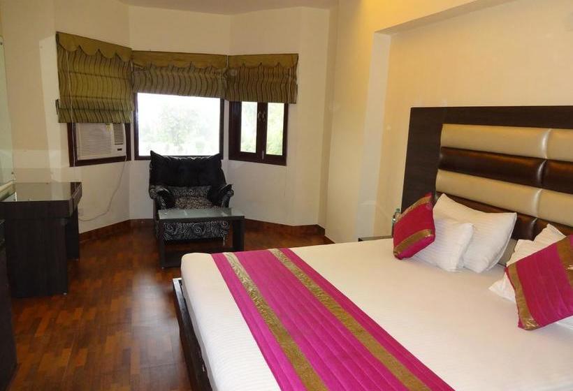 Hotel Shimla Resorts 10
