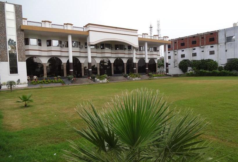 Hotel Shimla Resorts 3