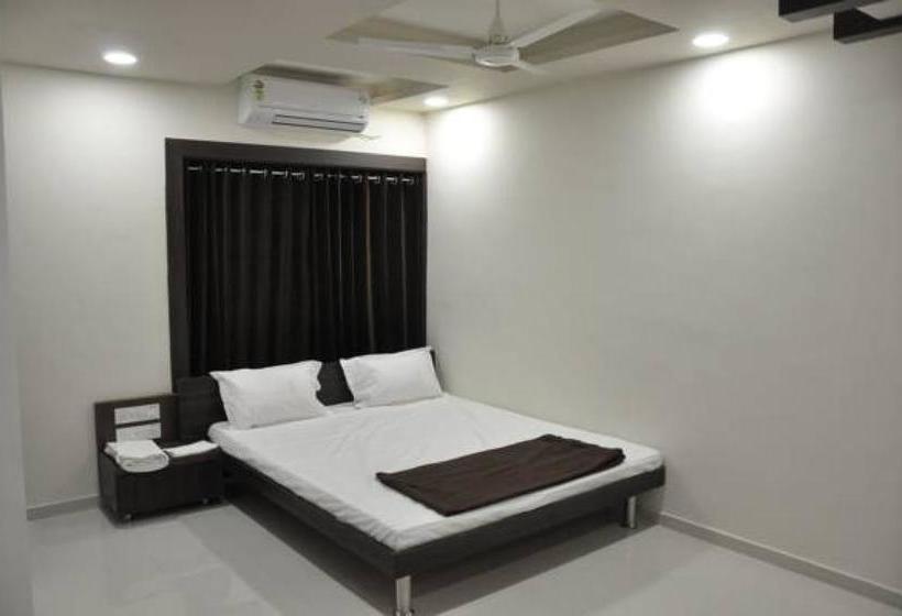 Shivdhara Hotel & Residence 2