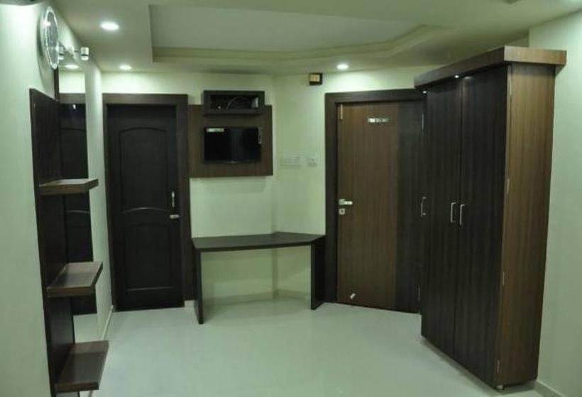 Shivdhara Hotel & Residence 5