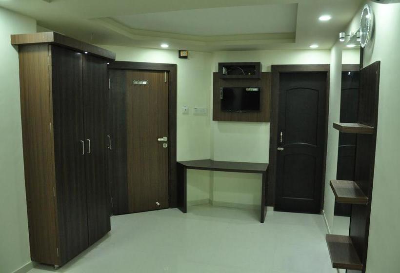 Shivdhara Hotel & Residence 7