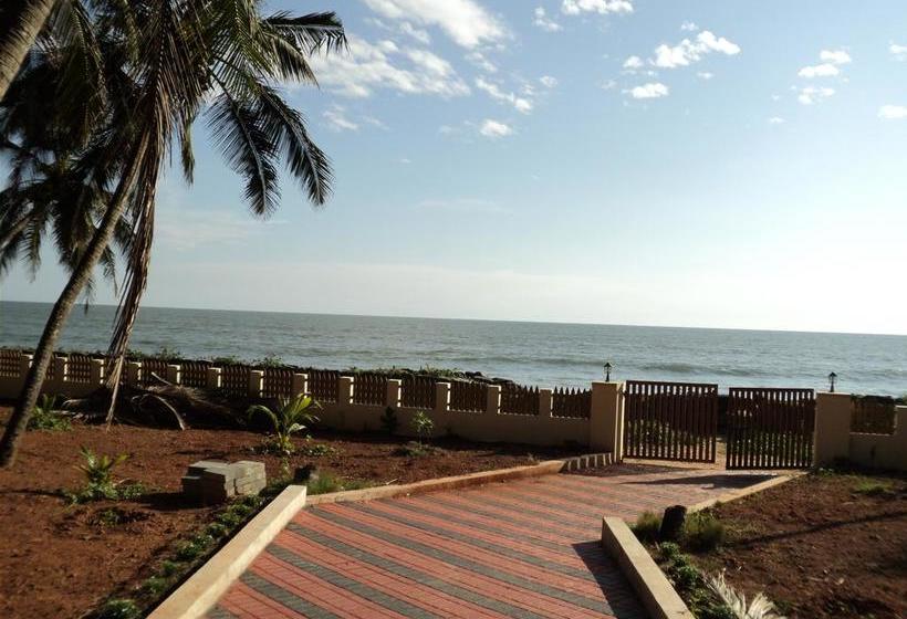 Club 7 Beach Resort 7