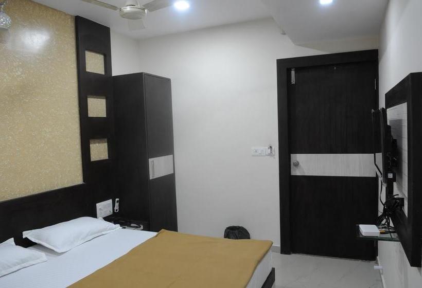 Hotel Sri Balaji Residency 12