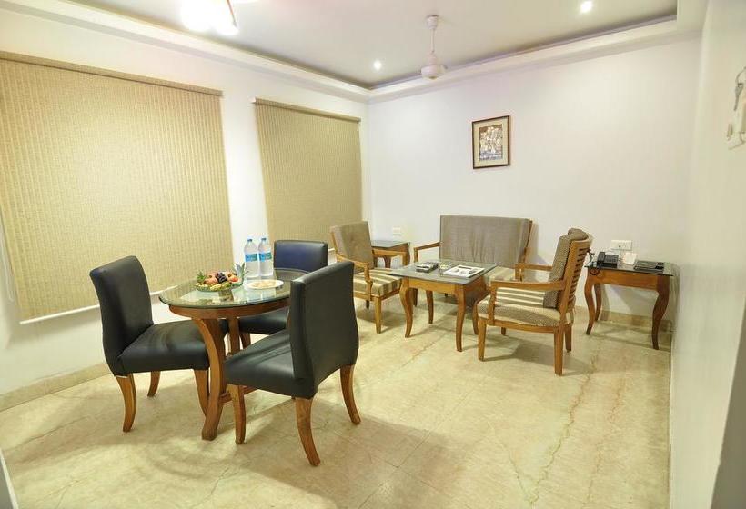 Hotel Venkatesh International 16