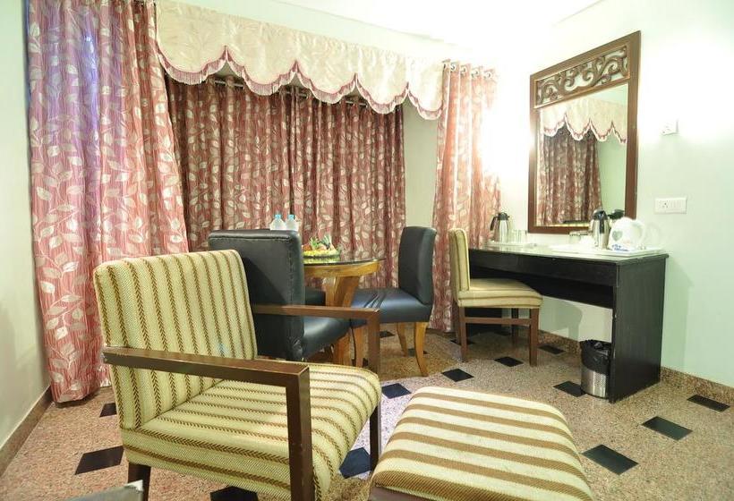 Hotel Venkatesh International 4