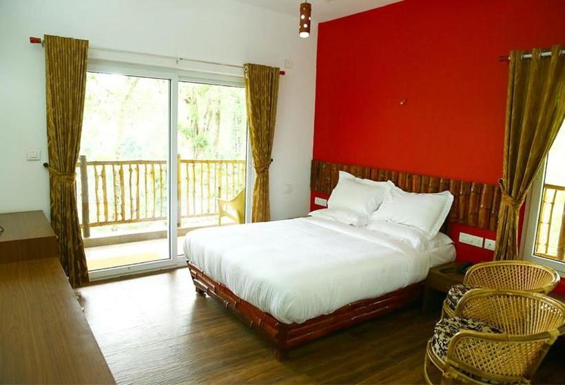 Resort Bamboo Dale 18