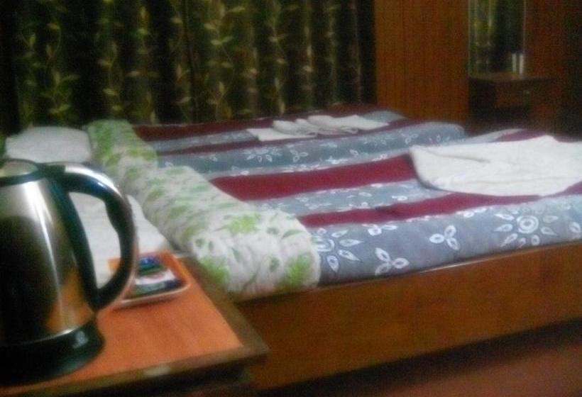 Hotel The Panorama 11