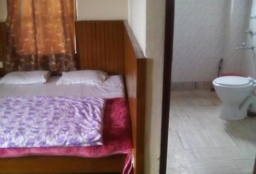 Hotel The Panorama 12