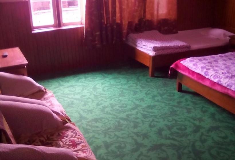 Hotel The Panorama 15