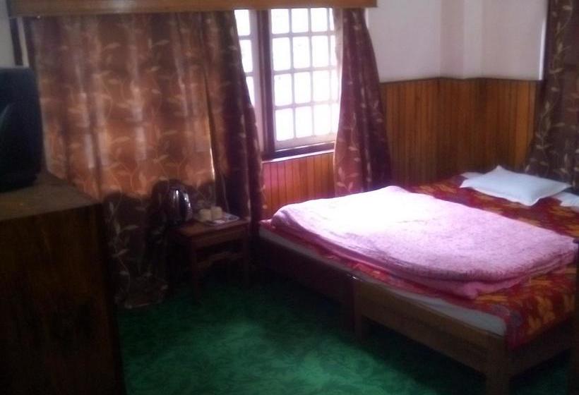 Hotel The Panorama 5