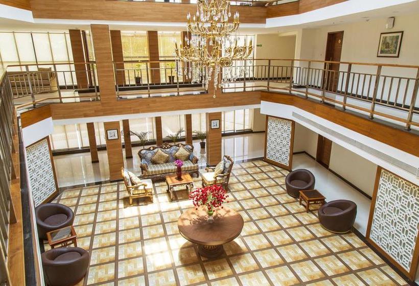 Hill Palace Hotel & Spa 13