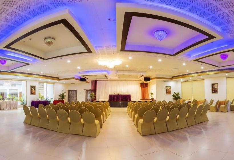 Hill Palace Hotel & Spa 15