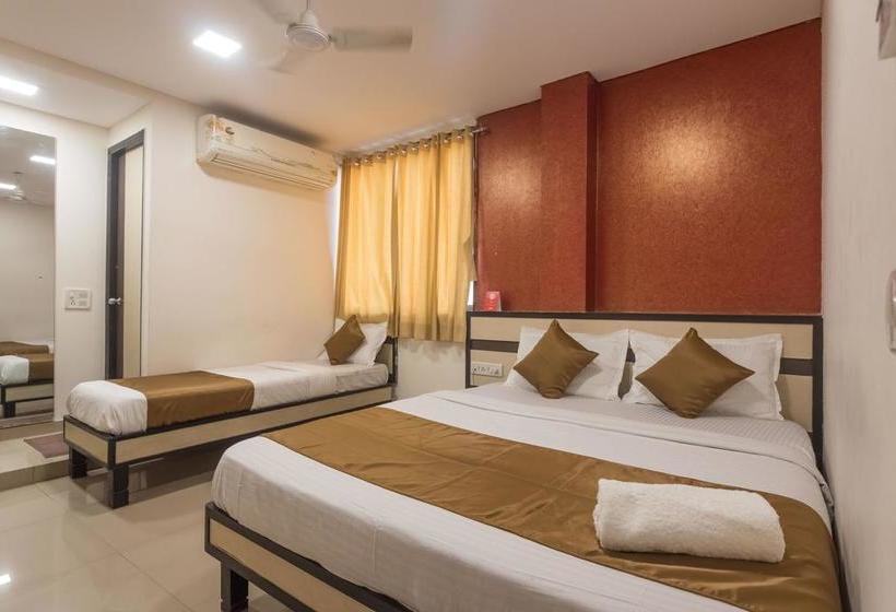 Hotel Minerva Residency 5