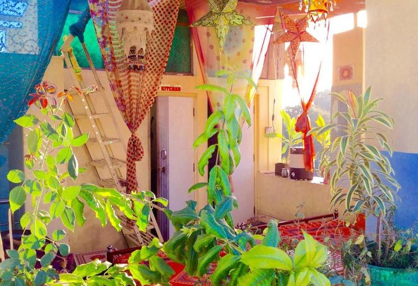 Hotel Golden Marigold