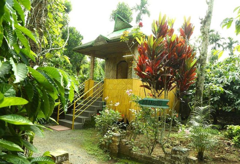 Karapuzha Lakeshore Resort 10