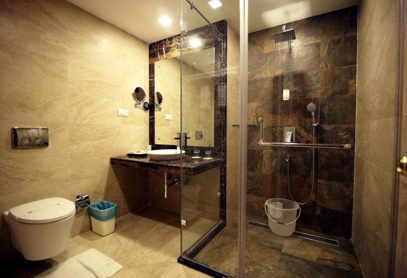 Hotel Cenneys Gateway 2