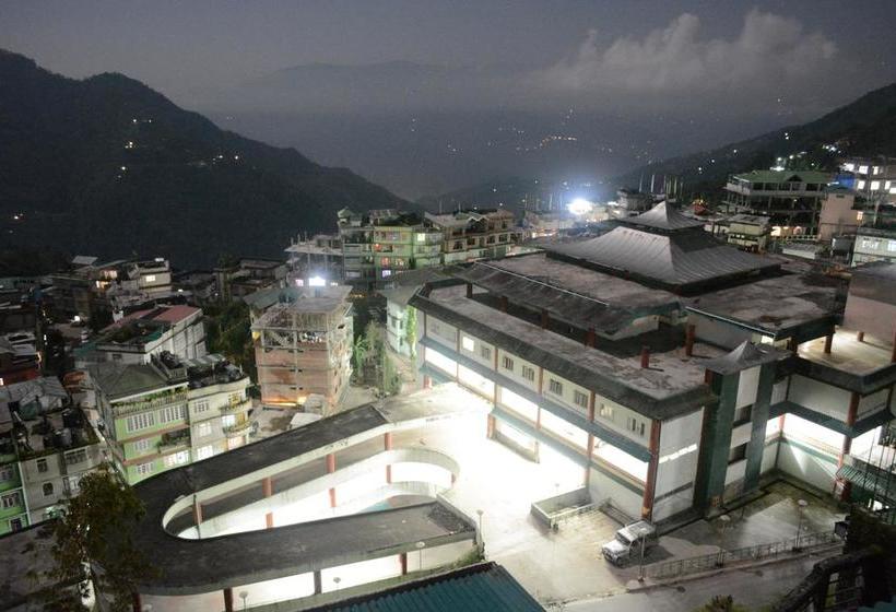 Hotel Juniper Residency 6