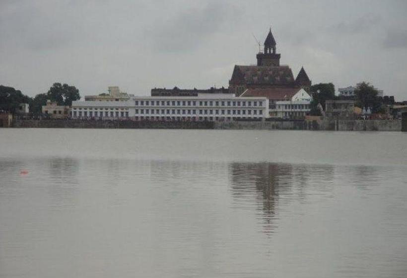 Hotel Divya Jyot Residency 3