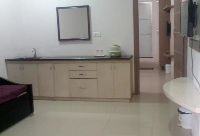 Hotel Divya Jyot Residency 7