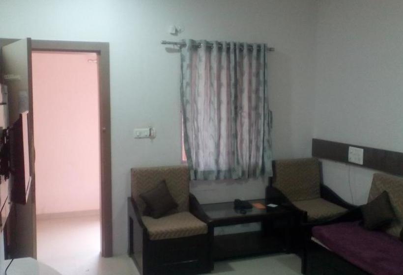 Hotel Divya Jyot Residency 8