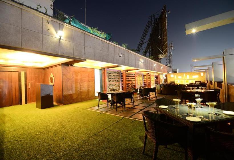 Hotel Citrus Indore 1