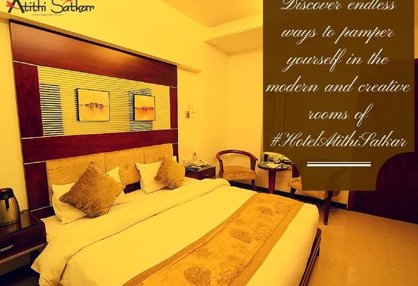 Hotel Citrus Indore 4