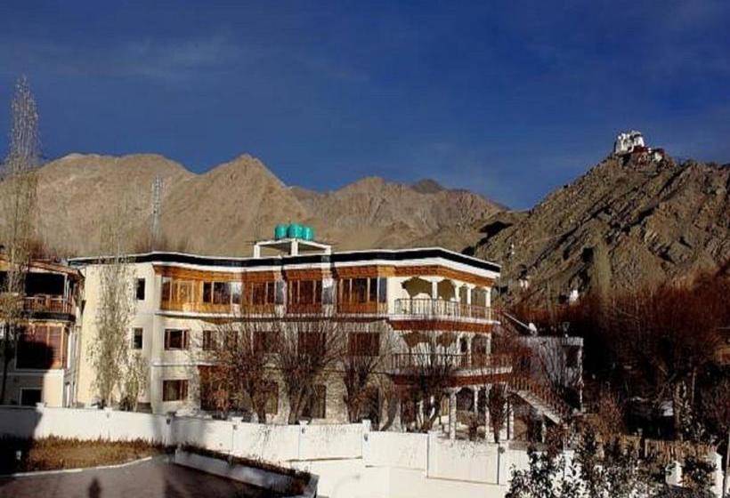 Hotel Karakoram 19
