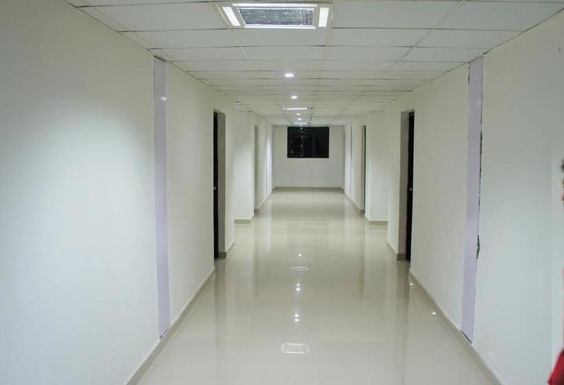 Hotel Triden Kashmir Resort 11