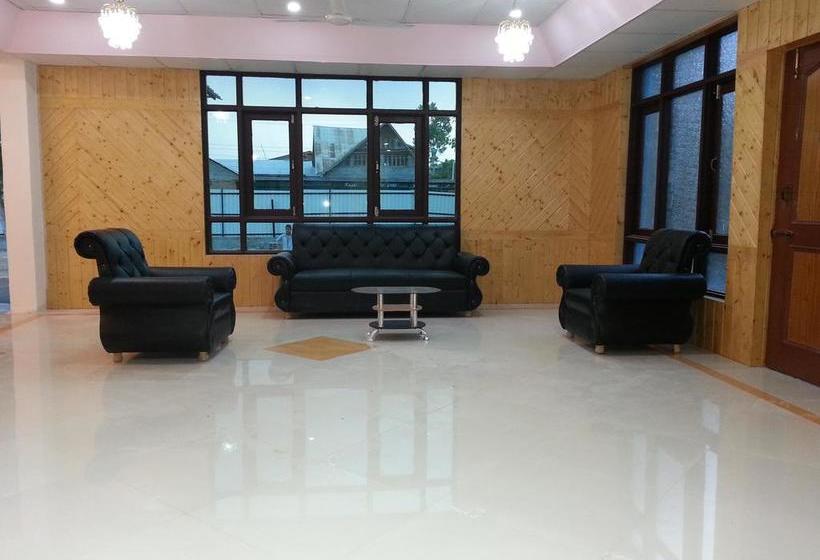 Hotel Triden Kashmir Resort 20
