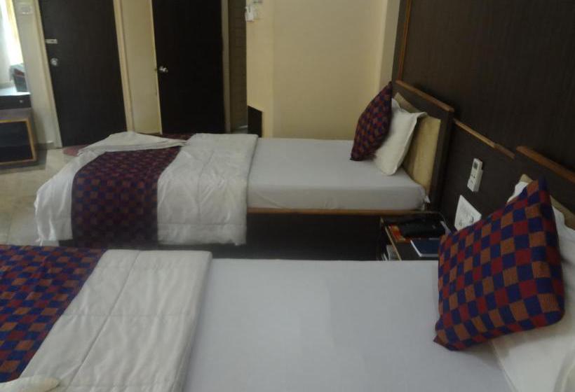 Hotel Tulsi 13