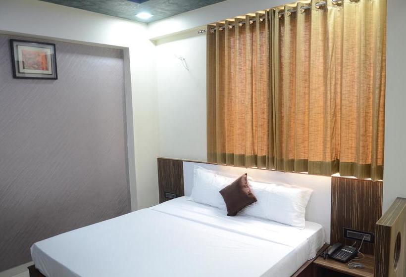 Hotel Kohinoor Plaza 13