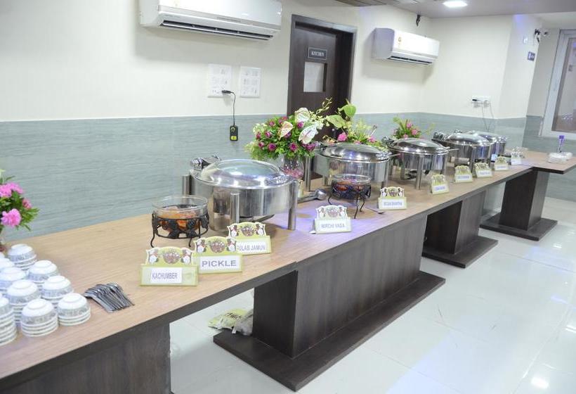 Hotel Kohinoor Plaza 4