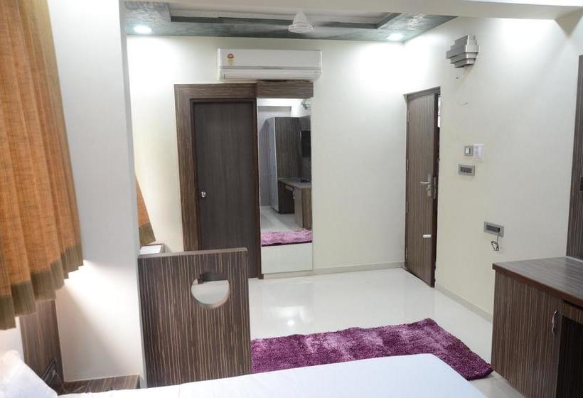 Hotel Kohinoor Plaza 6