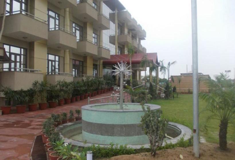 Hotel Le Grand Regency 14