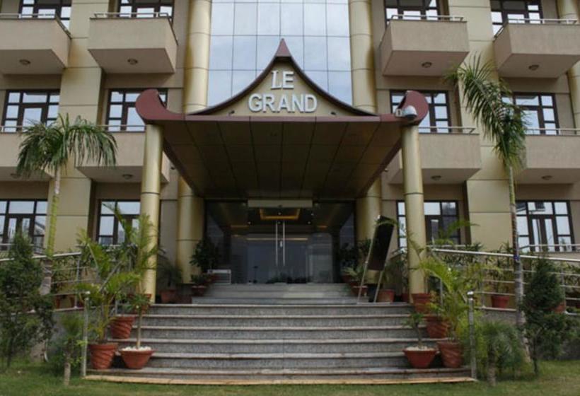 Hotel Le Grand Regency 15