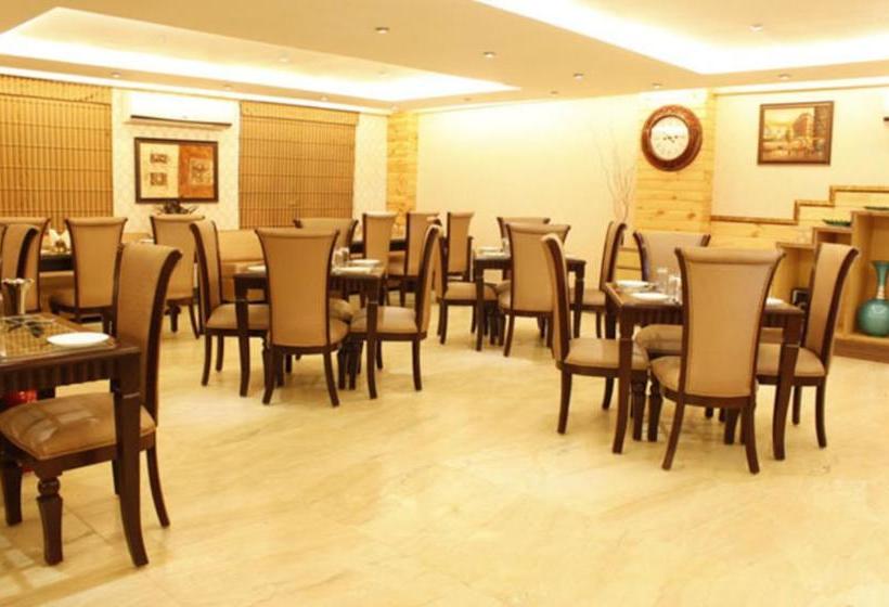 Hotel Le Grand Regency 17