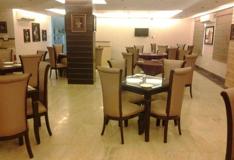 Hotel Le Grand Regency 18