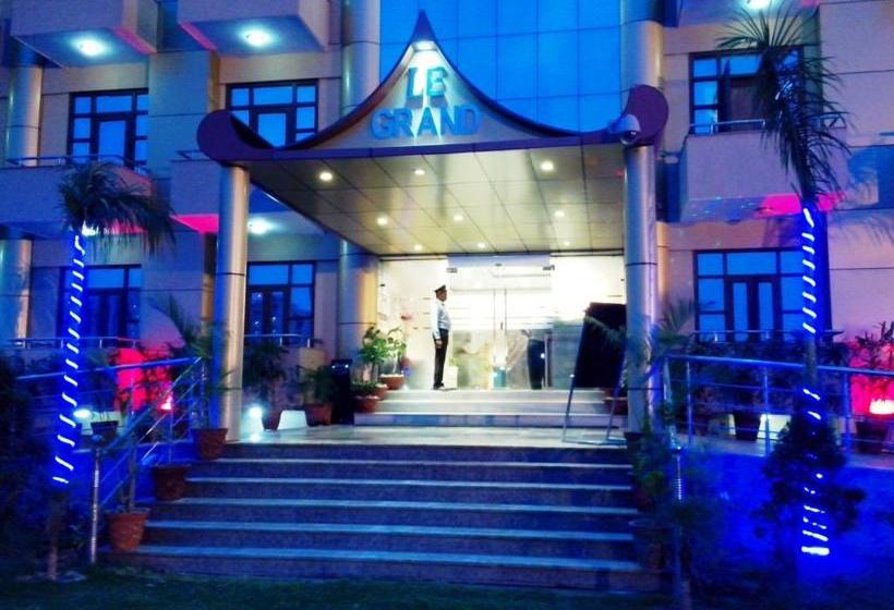 Hotel Le Grand Regency 2