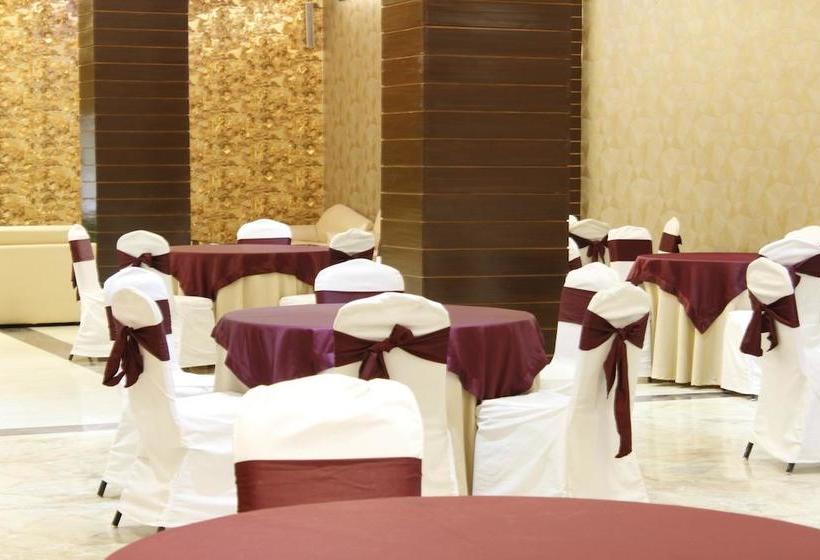 Hotel Le Grand Regency 6