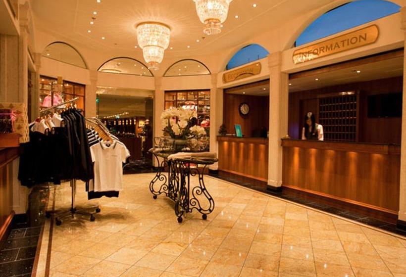 Baxter Hoare Hotel Ship Düsseldorf 11